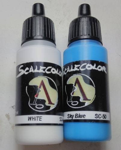 White et Sky Blue