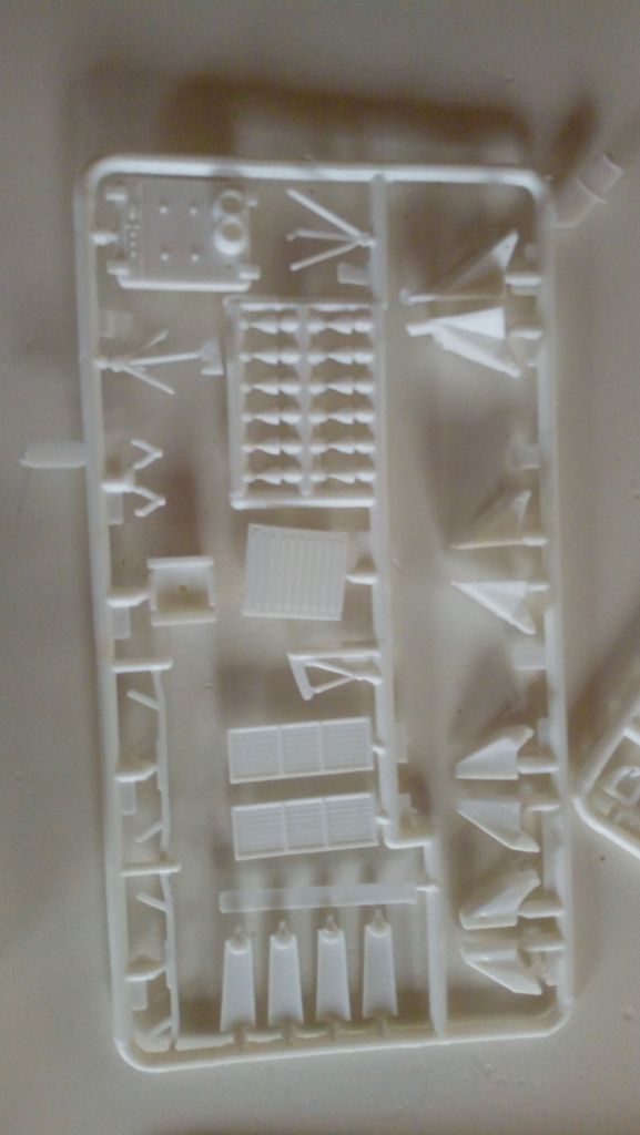airfix LEM 12